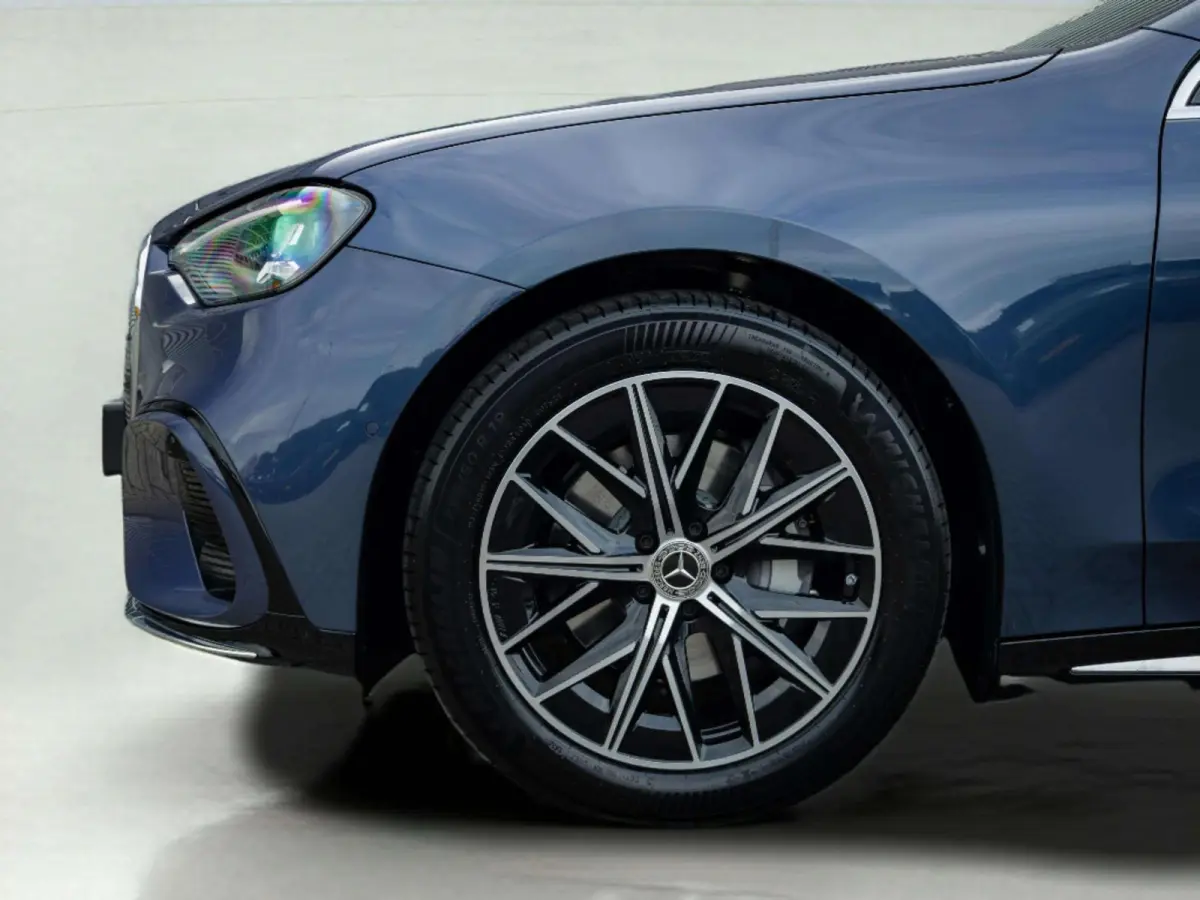 electric 400 4MATIC Launch Edition 94 kWh
