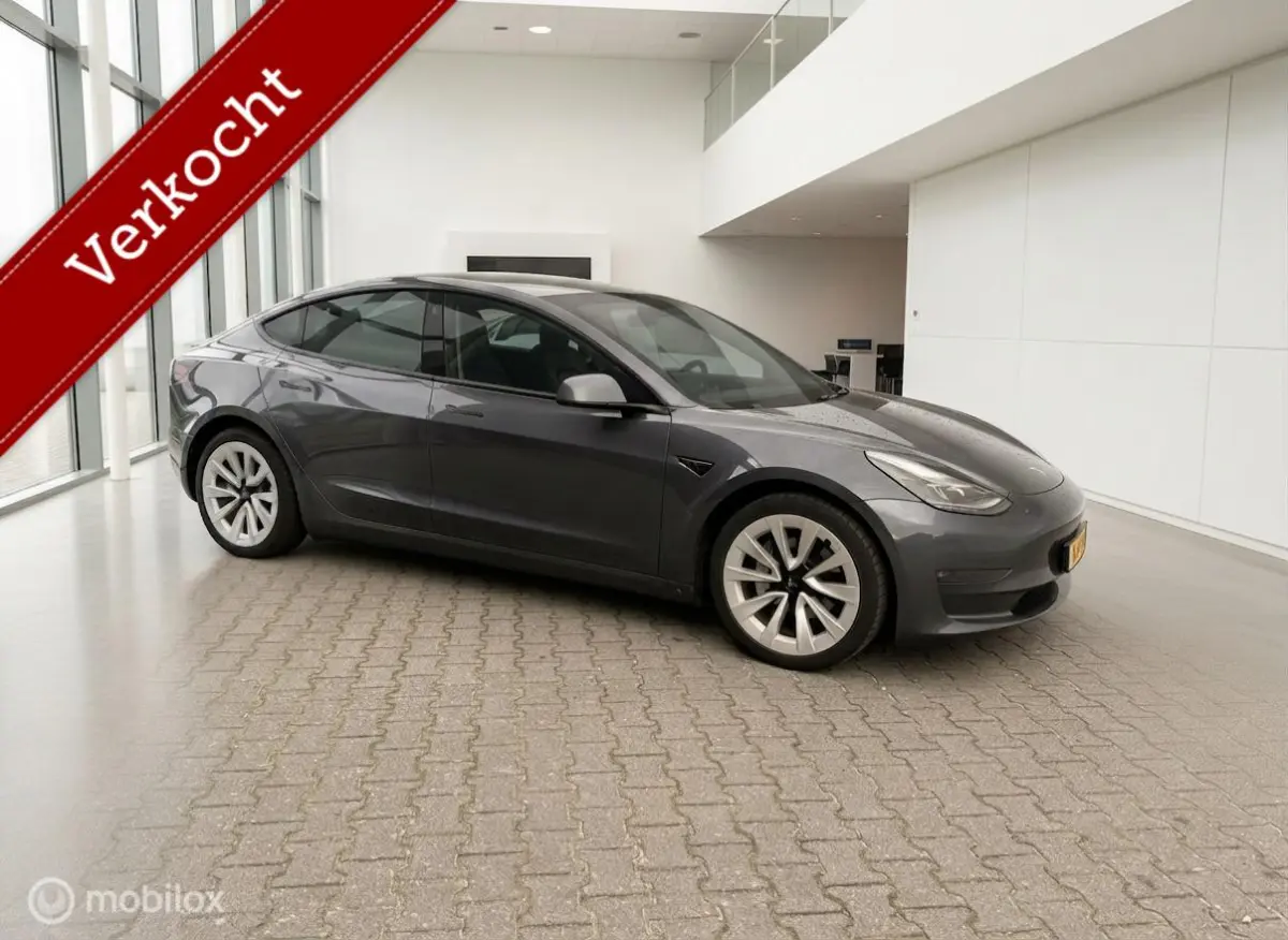 Long Range AWD 75 kWh | 85,3% SOH | 19" | Autopilot | BTW