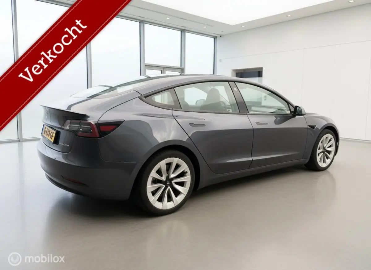 Long Range AWD 75 kWh | 85,3% SOH | 19" | Autopilot | BTW
