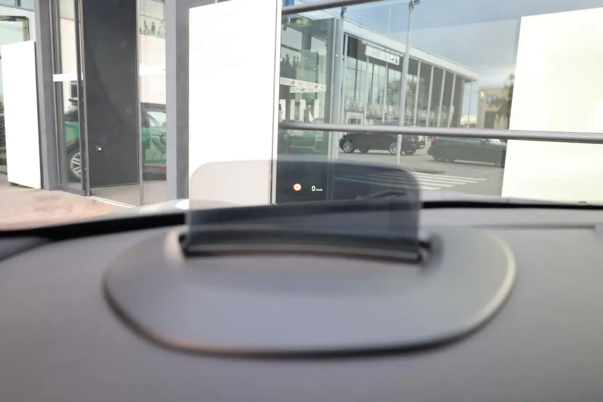 Cooper | Panoramadak | Comforttoegang | Stoelverwarming | Park Distance Control (PDC) | Harman Kardon