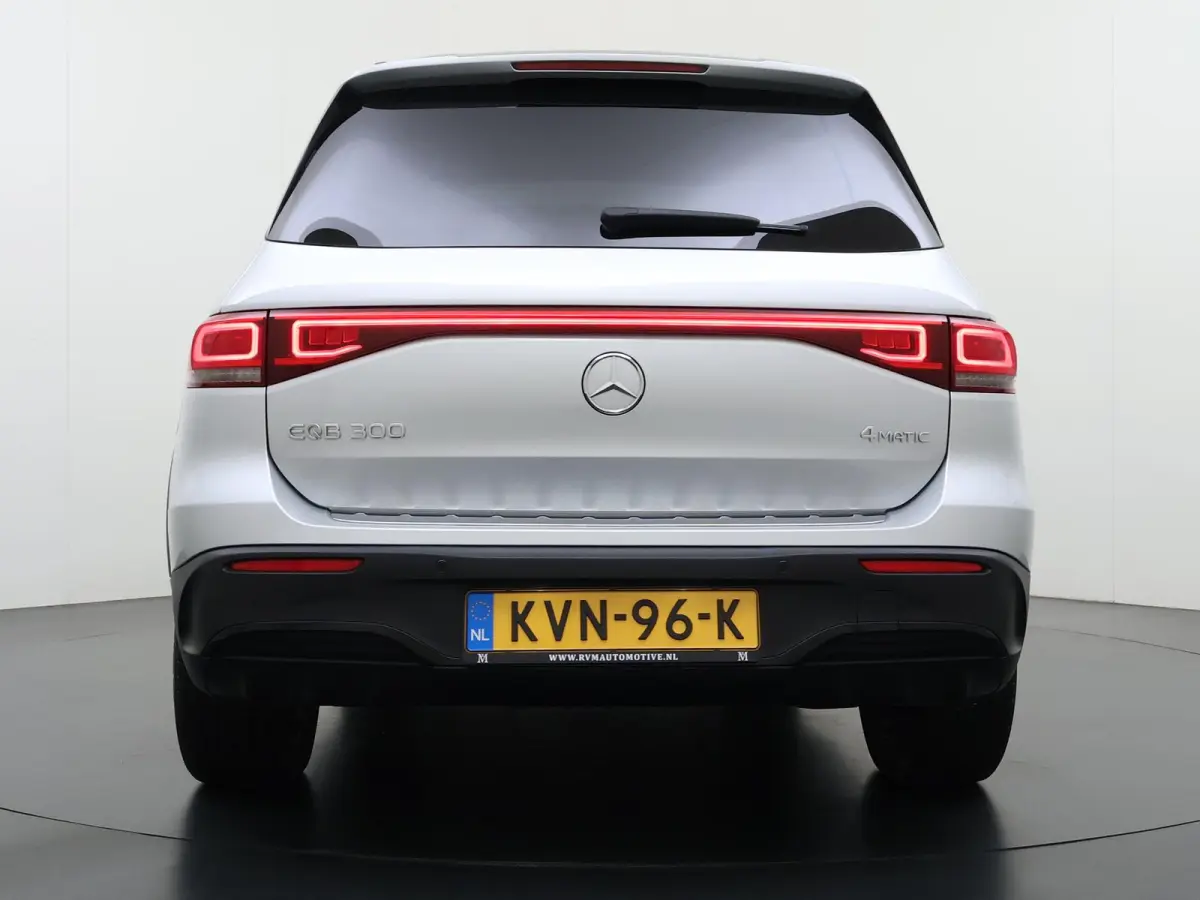 300 4MATIC AMG Line 7p. 67 kWh SOH 98% | NIGHT PAKKET | 360 CAMERA| 7 PERSOONS | RIJKLAAR + 12 MND BOVAG GARANTIE | STOEL VERWARMING | DODE HOEK |