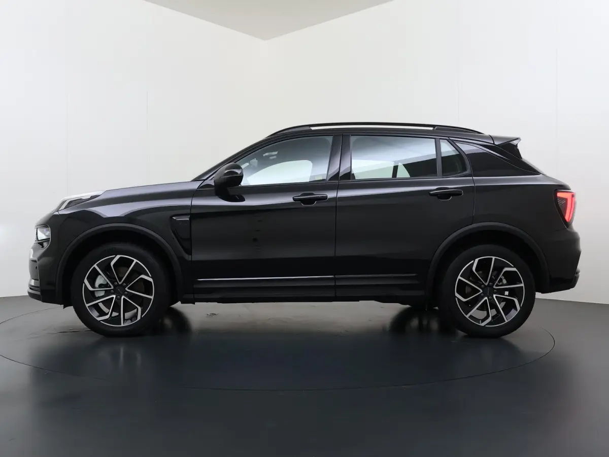 1.5 Core NIEUW MODEL! | FABRIEKSGARANTIE T/M 2030! | CAMERA| STOELVERWARMING| APPLE CARPLAY| ADAPTIVE CRUISE CONTROL|