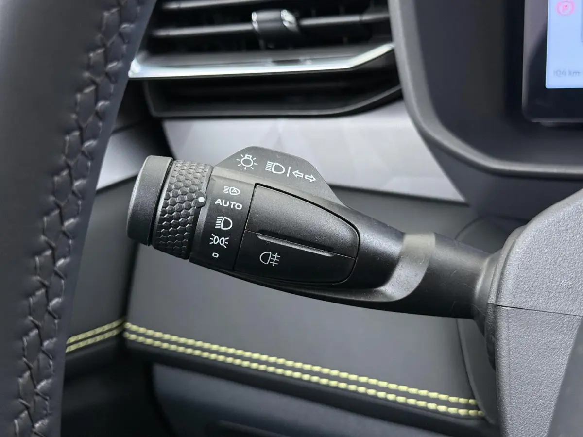 1.5 Core NIEUW MODEL! | FABRIEKSGARANTIE T/M 2030! | CAMERA| STOELVERWARMING| APPLE CARPLAY| ADAPTIVE CRUISE CONTROL|