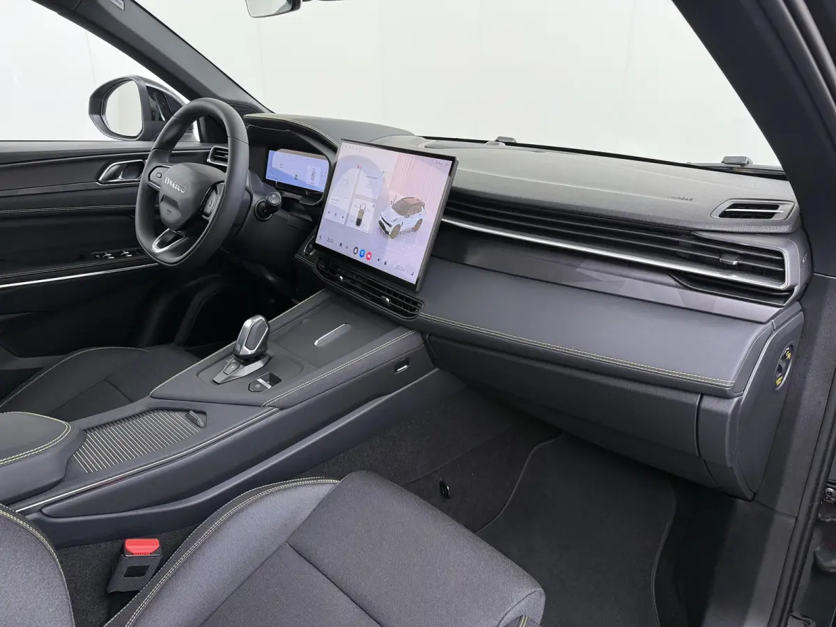 1.5 Core NIEUW MODEL! | FABRIEKSGARANTIE T/M 2030! | CAMERA| STOELVERWARMING| APPLE CARPLAY| ADAPTIVE CRUISE CONTROL|