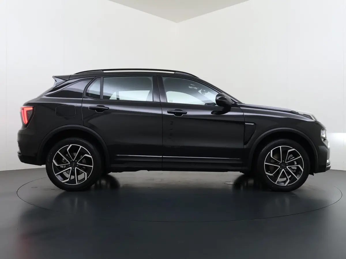 1.5 Core NIEUW MODEL! | FABRIEKSGARANTIE T/M 2030! | CAMERA| STOELVERWARMING| APPLE CARPLAY| ADAPTIVE CRUISE CONTROL|