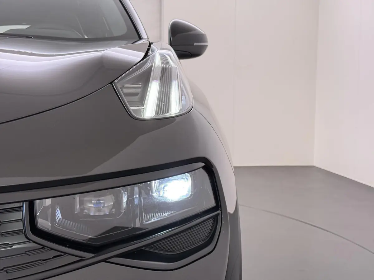 1.5 Core NIEUW MODEL! | FABRIEKSGARANTIE T/M 2030! | CAMERA| STOELVERWARMING| APPLE CARPLAY| ADAPTIVE CRUISE CONTROL|