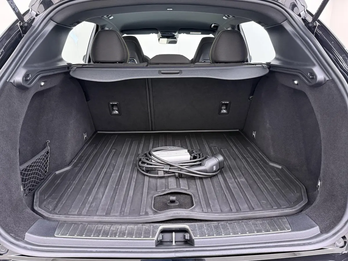 1.5 Core NIEUW MODEL! | FABRIEKSGARANTIE T/M 2030! | CAMERA| STOELVERWARMING| APPLE CARPLAY| ADAPTIVE CRUISE CONTROL|