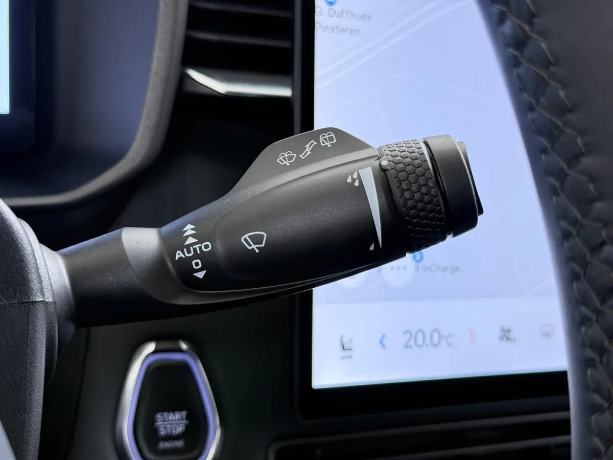 1.5 Core NIEUW MODEL! | FABRIEKSGARANTIE T/M 2030! | CAMERA| STOELVERWARMING| APPLE CARPLAY| ADAPTIVE CRUISE CONTROL|