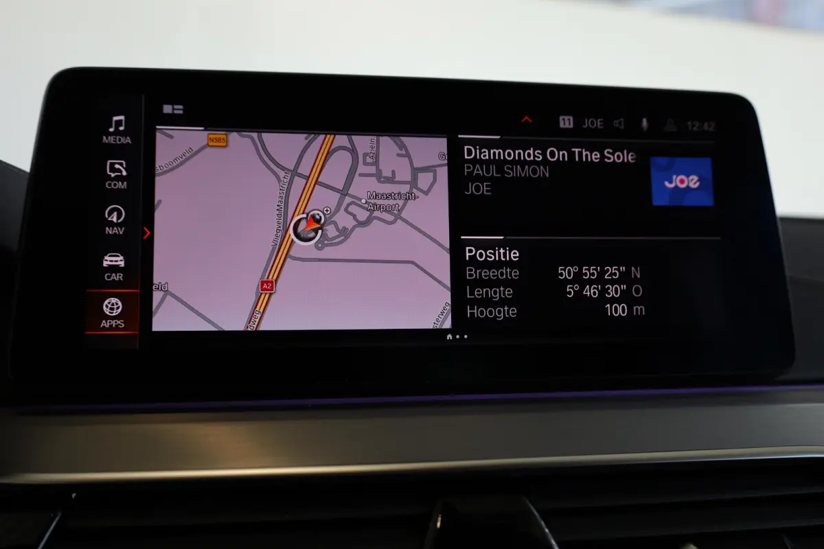 520i High Executive Edition | Luxury Line| HiFi System | Stoelverwarming | trekhaak elektrisch |