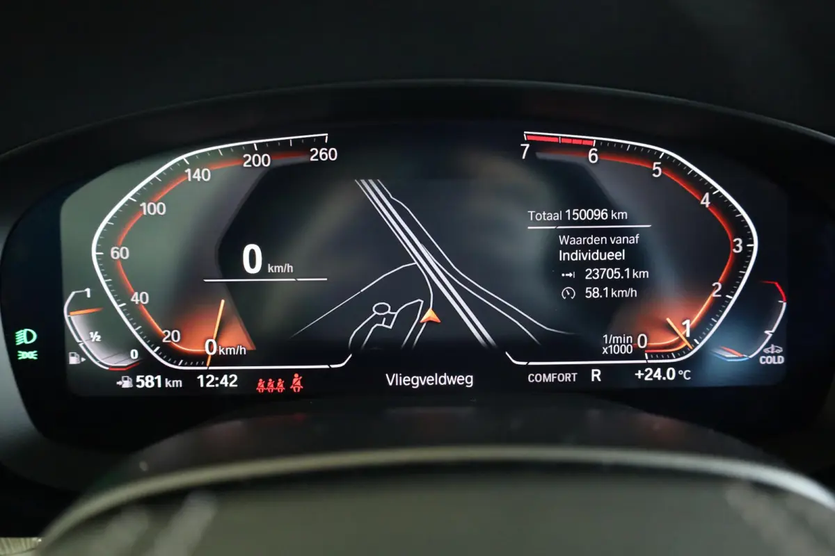 520i High Executive Edition | Luxury Line| HiFi System | Stoelverwarming | trekhaak elektrisch |