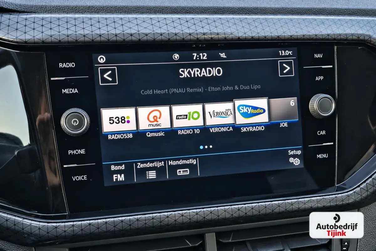 1.0 TSI Style | Automaat | LED | Trekhaak | Stoelverwarming | Camera | PDC | App-connect | All-seasons |