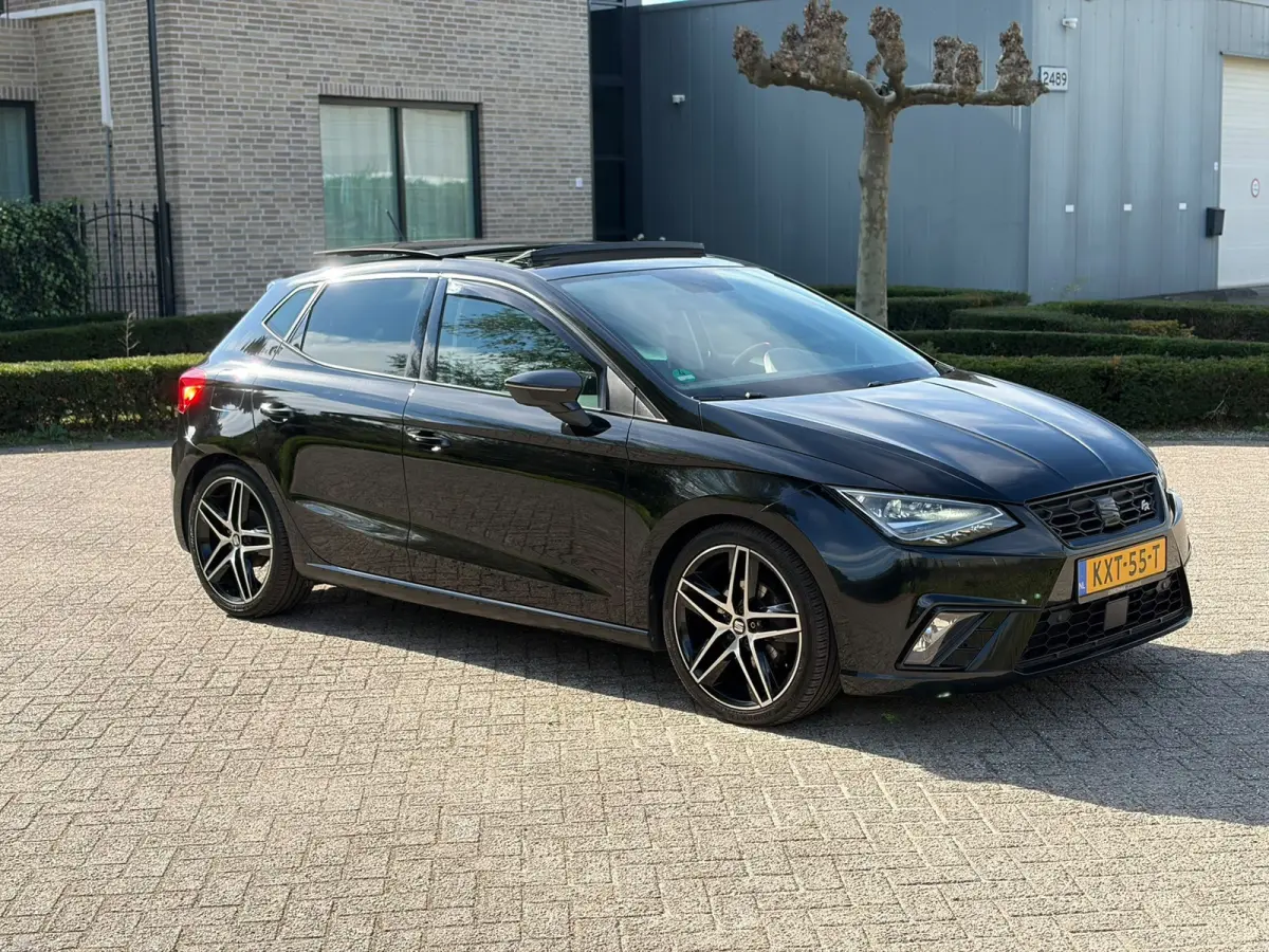 1.5 TSI FR PANO I LED I CARPLAY I CAMERA I 150PK I NAVI I 2E EIG
