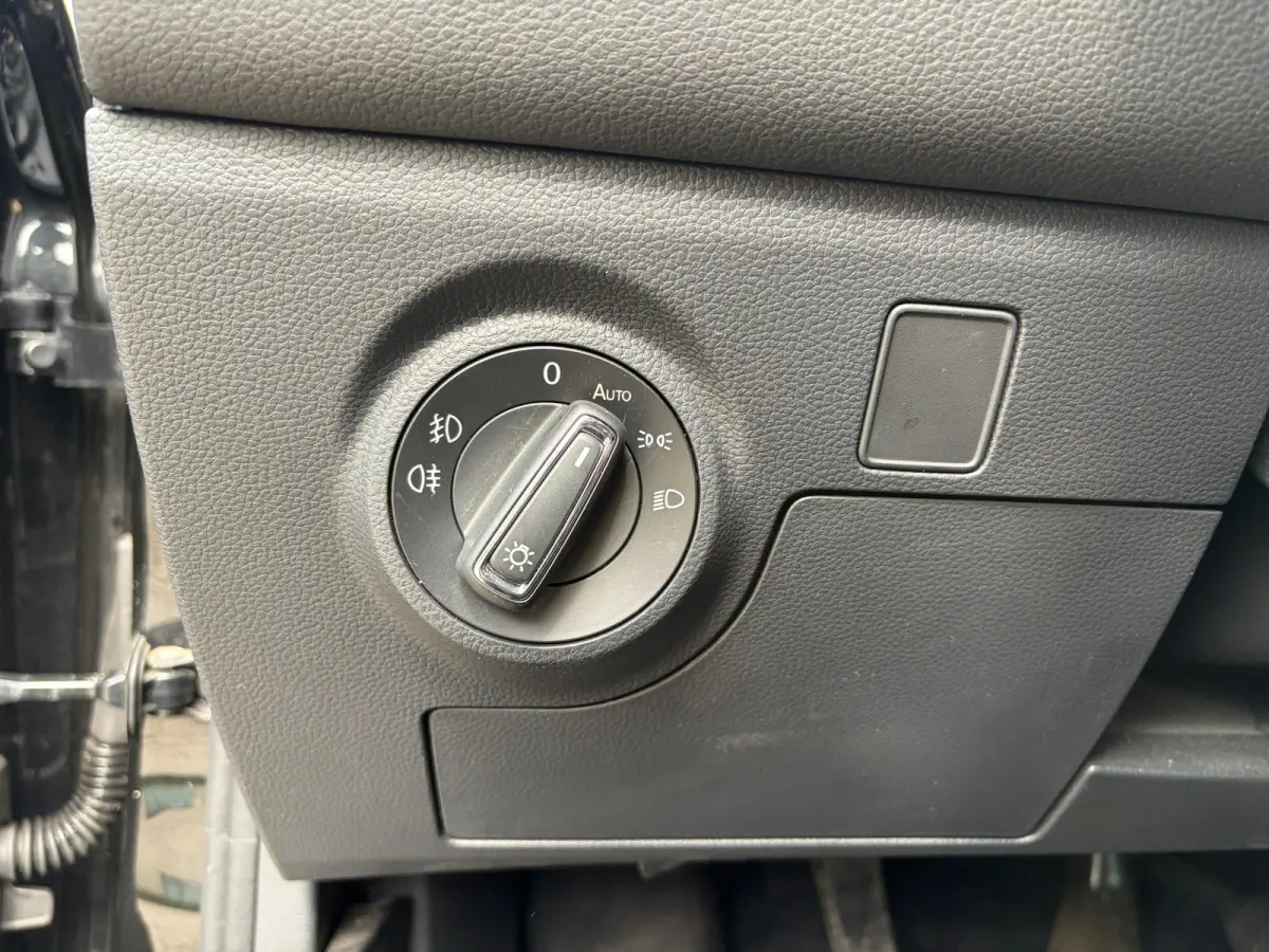 1.5 TSI FR PANO I LED I CARPLAY I CAMERA I 150PK I NAVI I 2E EIG