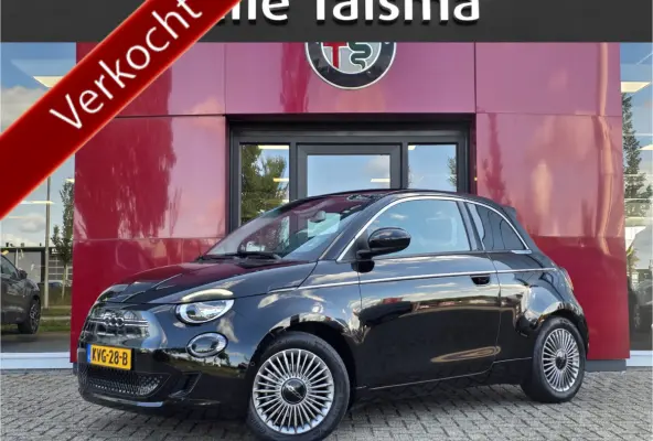 Urban 42 kWh | Pack Style | Pack Comfort | Camera | Stoelverwarming | Cruise control | Lane Assist | Apple Carplay/Android Auto