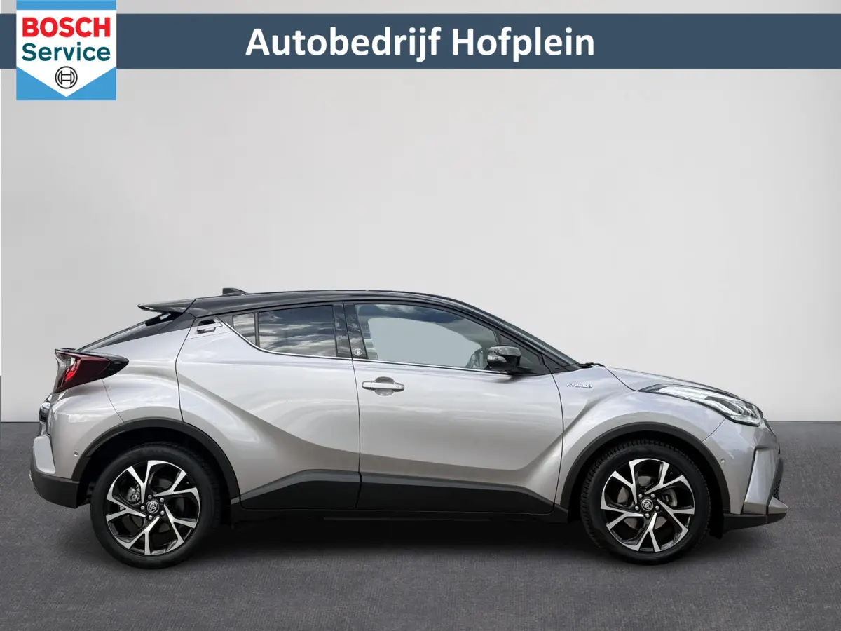 2.0 Hybrid Dynamic | Winterpakket | Camera | PDC | Carplay | All-Season | LED ( Vestiging - Vianen)