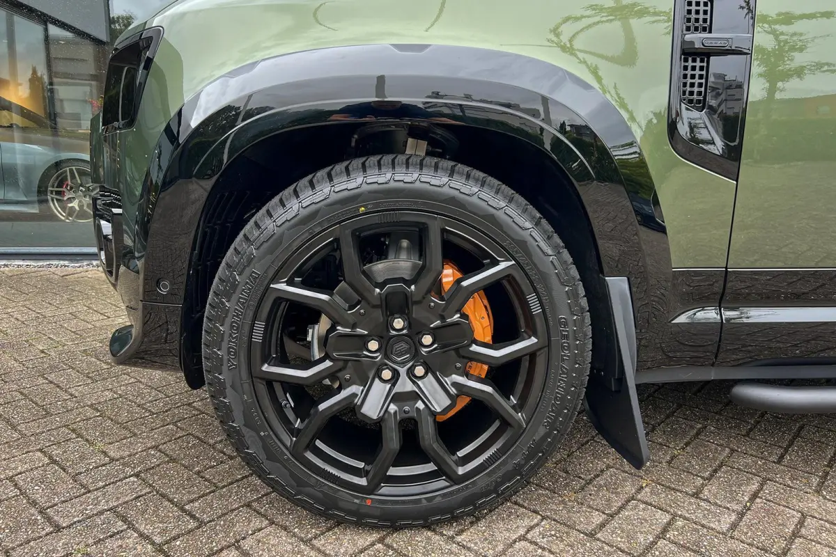 P300e X-Dynamic I URBAN Widetrack