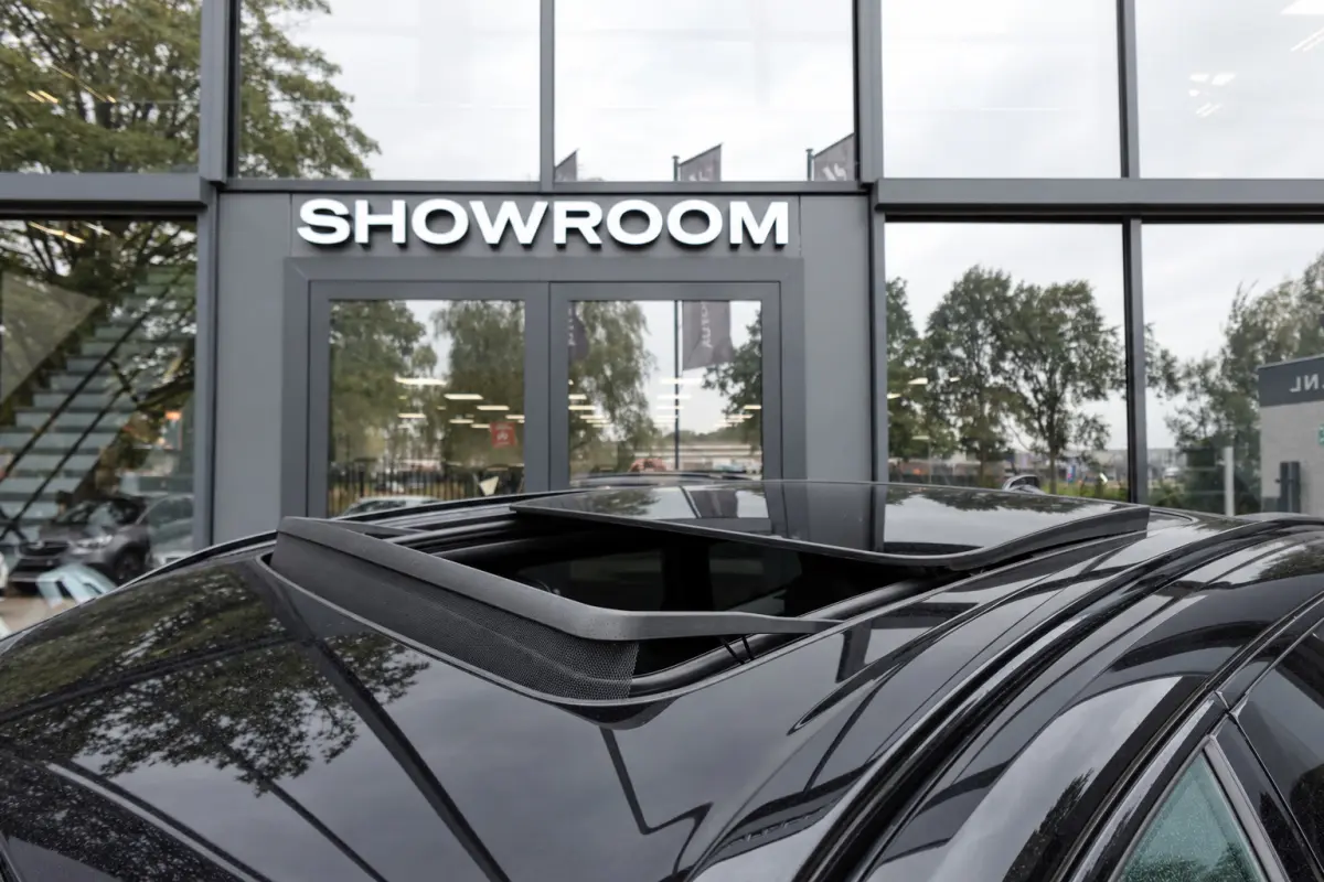 2.0 T8 Twin Engine AWD R-Design PANO KEYLESS VOL'