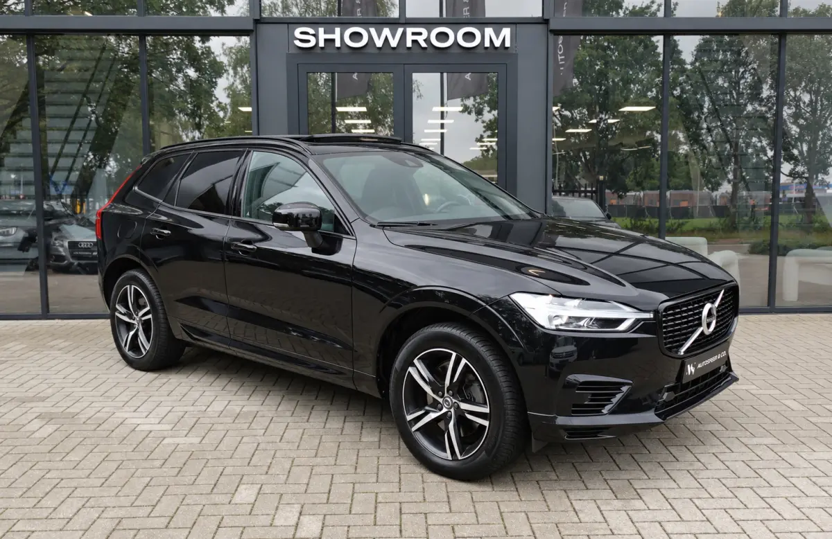 2.0 T8 Twin Engine AWD R-Design PANO KEYLESS VOL'