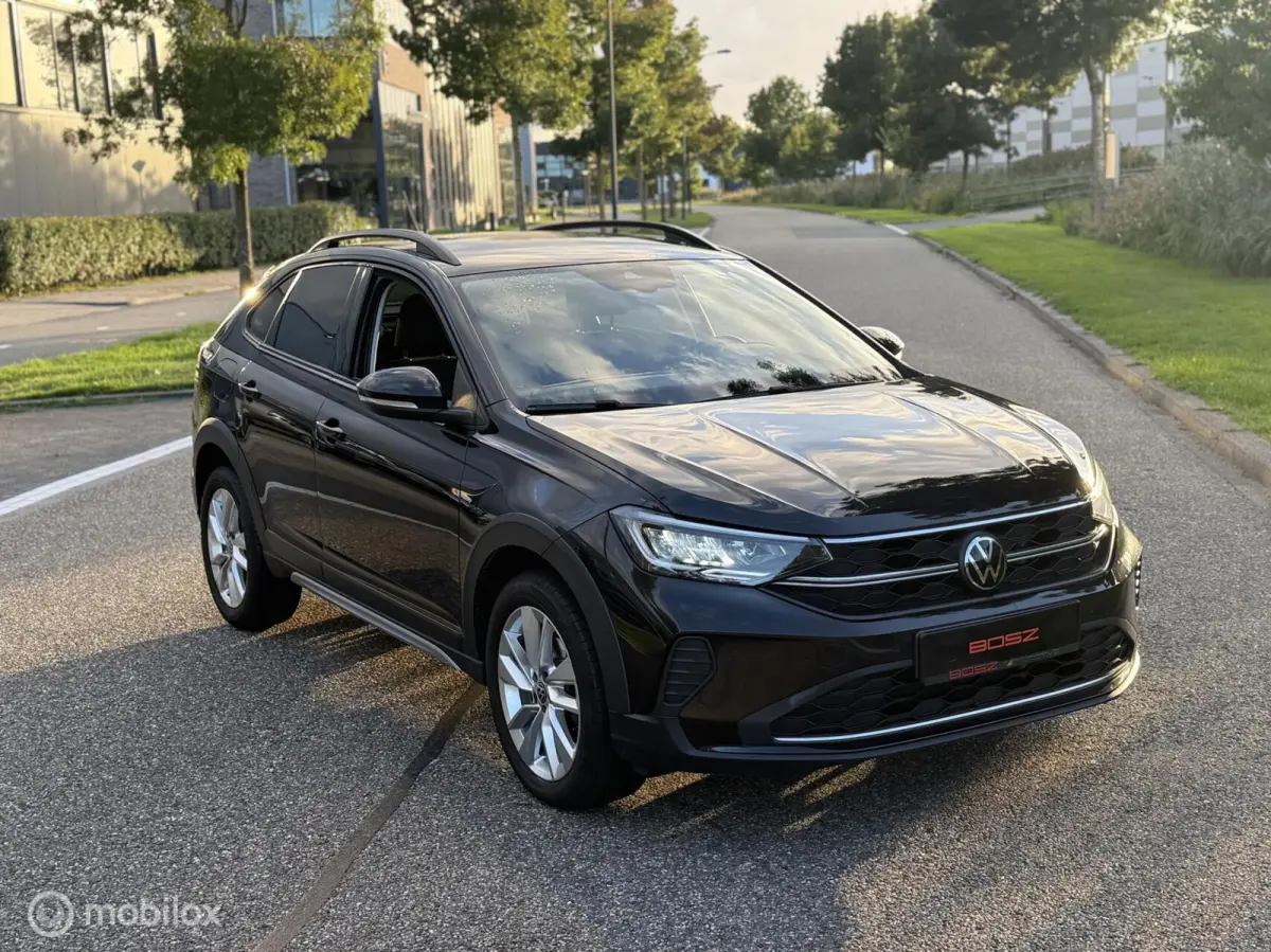 1.0 TSI DSG ACC CAMERA LANE CARPLAY LED