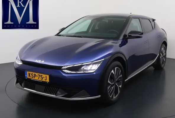 Light 77.4 kWh SOH 100% | 3.000KM UNIEKE KM-STAND | KIA DEALER ONDERHOUDEN | 1E EIGENAAR | LEDEREN BEKLEDING | CAMERA | ADAPTIVE CRUISE | KIA GARANTIE TOT 10-2030 | BTW VERREKENBAAR