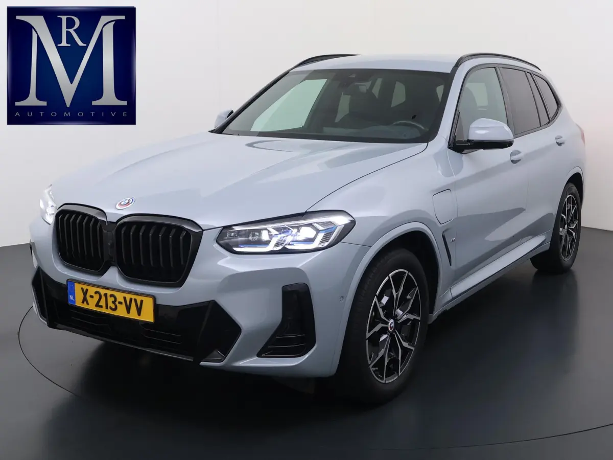 xDrive30e High Executive M SPORT | ELEKTRISCHE TREKHAAK| DEALER ONDERHOUDEN | 360 CAMERA | HEAD UP | LASER LED|  LEDER INCL. STOELVERWARMING | DRIVING ASS.  | RIJKLAARPRIJS incl. 12mnd BOVAG