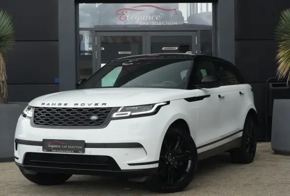 2.0 P400e AWD Dynamic SE | PHEV | 404 PK | Pano | Meridian | Camera De Velar P400e is qua prestaties behoorlijk serieus: 404 pk, 640 Nm en 0-100 km/u in slechts 5,4 seconden. Bovendien kun j