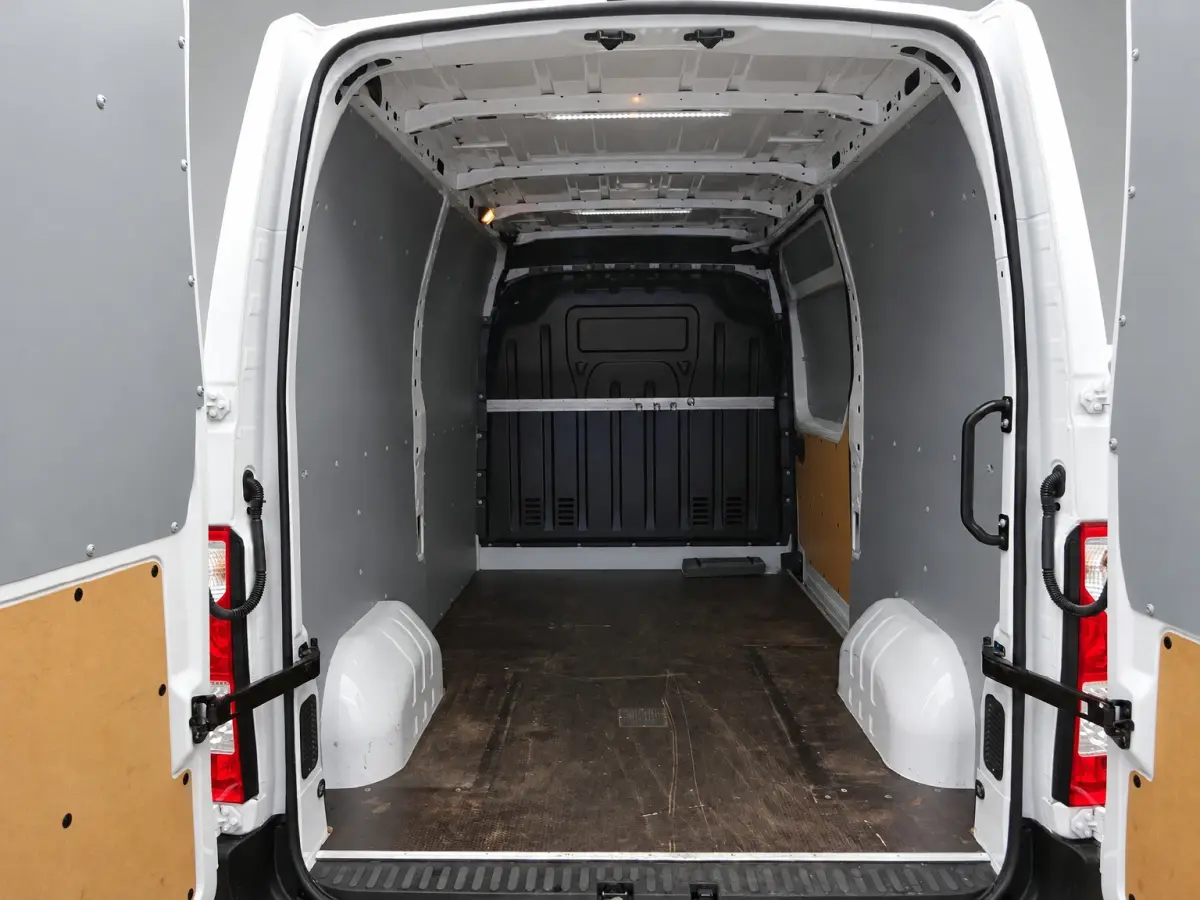 T35 2.3 dCi 135 L2H2 Comfort Groot NAVI AIRCO TREKHAAK ZEER NETJES