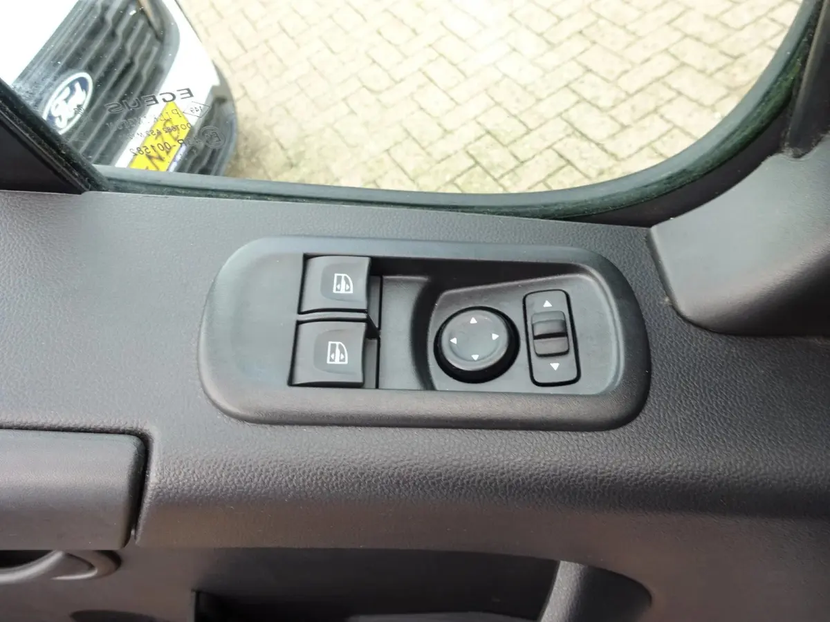 T35 2.3 dCi 135 L2H2 Comfort Groot NAVI AIRCO TREKHAAK ZEER NETJES