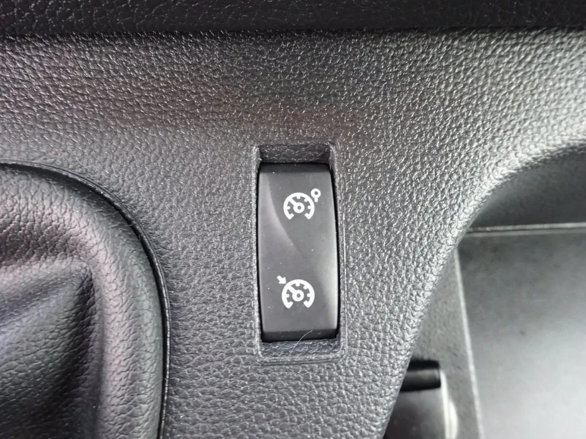 T35 2.3 dCi 135 L2H2 Comfort Groot NAVI AIRCO TREKHAAK ZEER NETJES