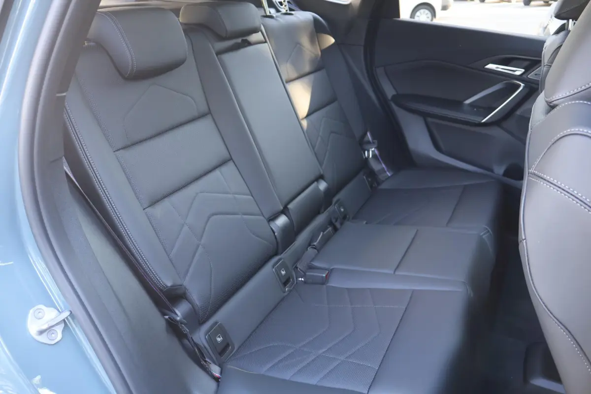 eDrive20 67 kWh | SOH 100% | M Sport Pro | Innovation Pack | Comfort Pack | Travel Pack | Harman Kardon | Panoramdak | Trekhaak