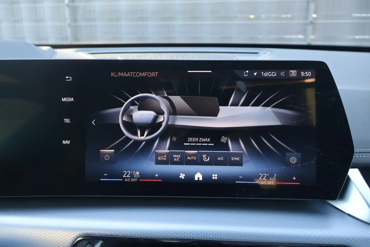eDrive20 67 kWh | SOH 100% | M Sport Pro | Innovation Pack | Comfort Pack | Travel Pack | Harman Kardon | Panoramdak | Trekhaak