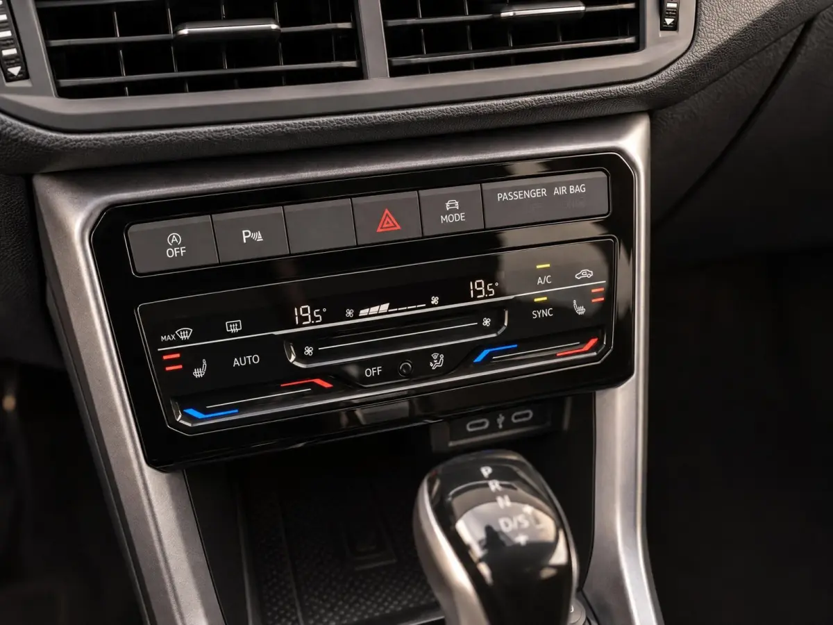 1.0 TSI DSG Active | ACC | Clima | Carplay | BTW