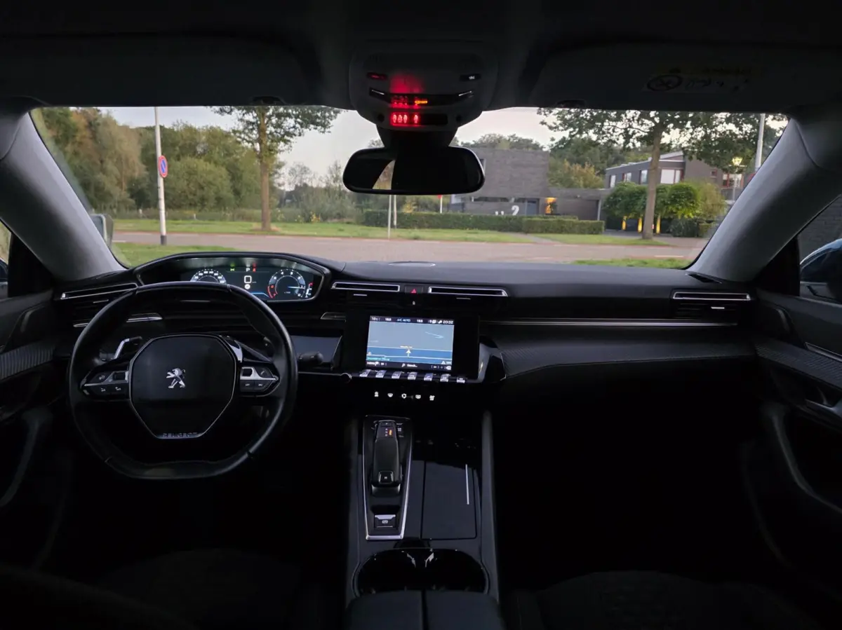 1.2 PureTech Blue Lease Active DB VV Navi/Camera/APK