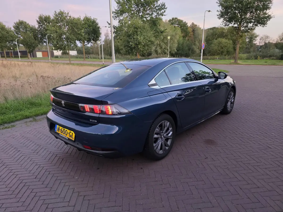1.2 PureTech Blue Lease Active DB VV Navi/Camera/APK