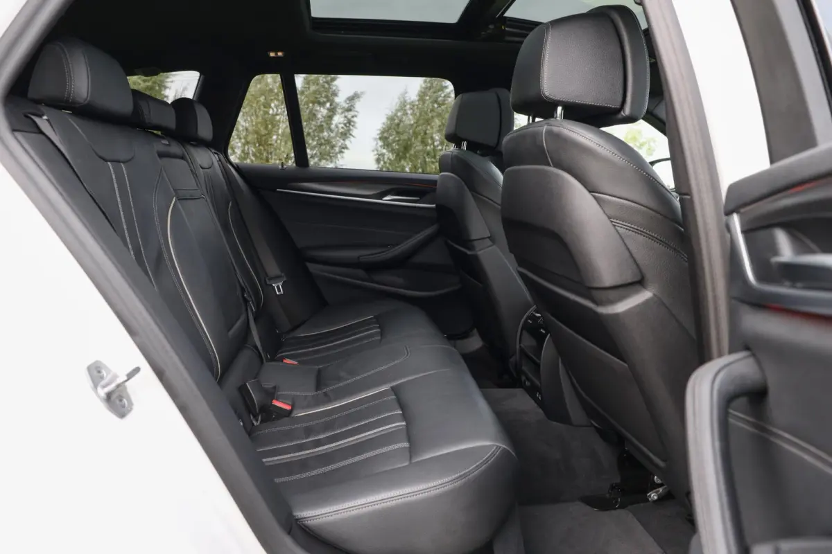 520i M-sport ✅ Pano ✅ Comf. stoelen ✅ Leder