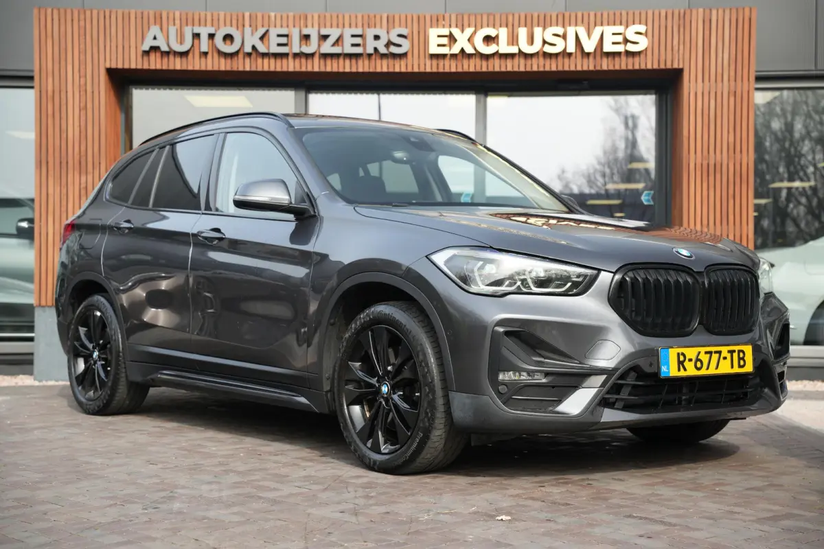 xDrive25e High Executive Panoramadak Adapt Cruise Headup Harman/Kardon Memory