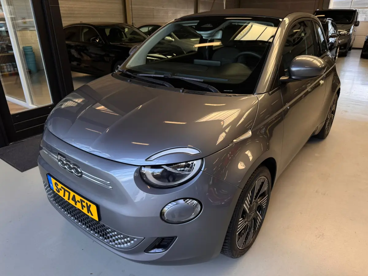 Icon 42 kWh Cruise, Cabrio, Carplay