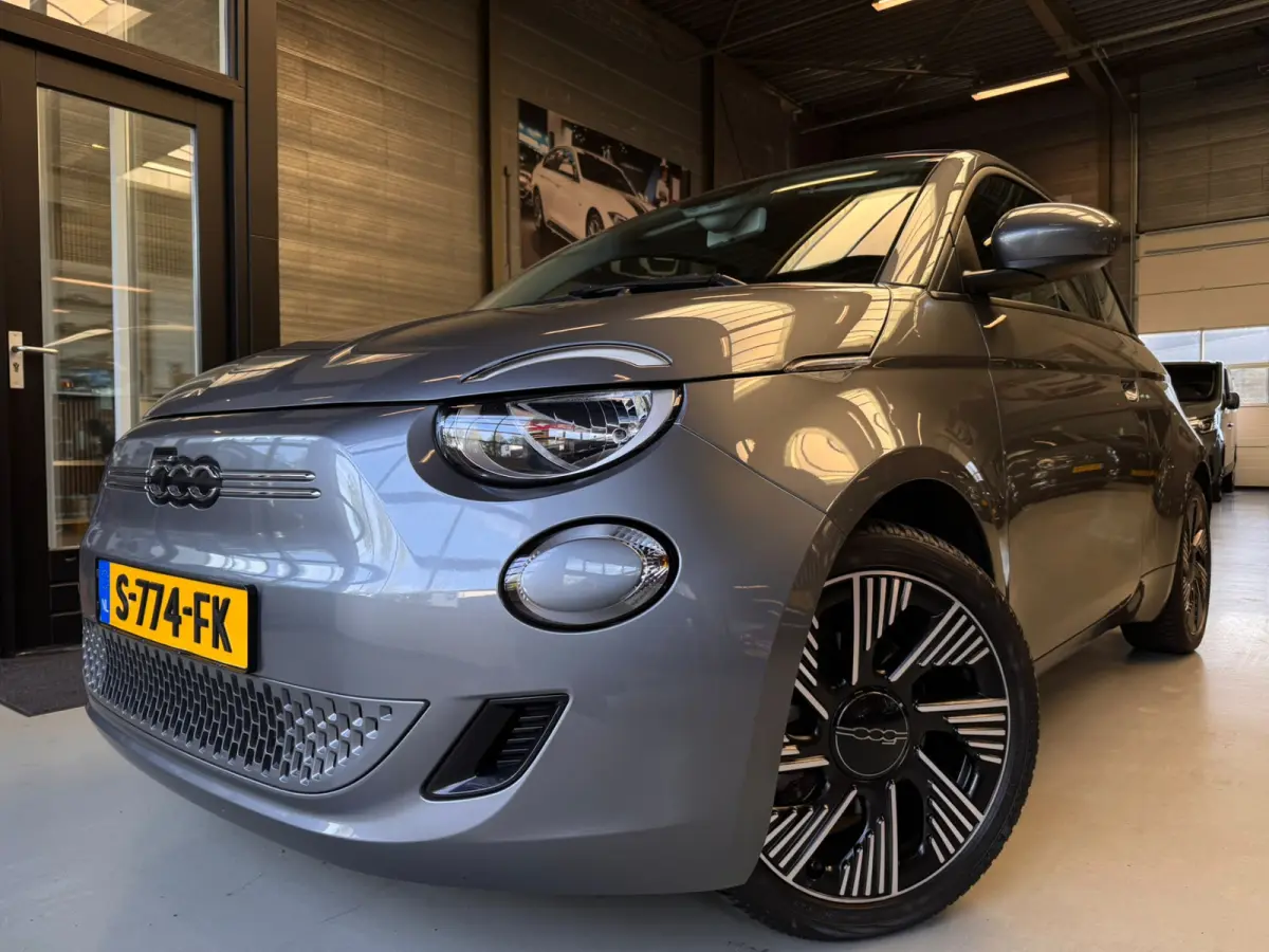 Icon 42 kWh Cruise, Cabrio, Carplay