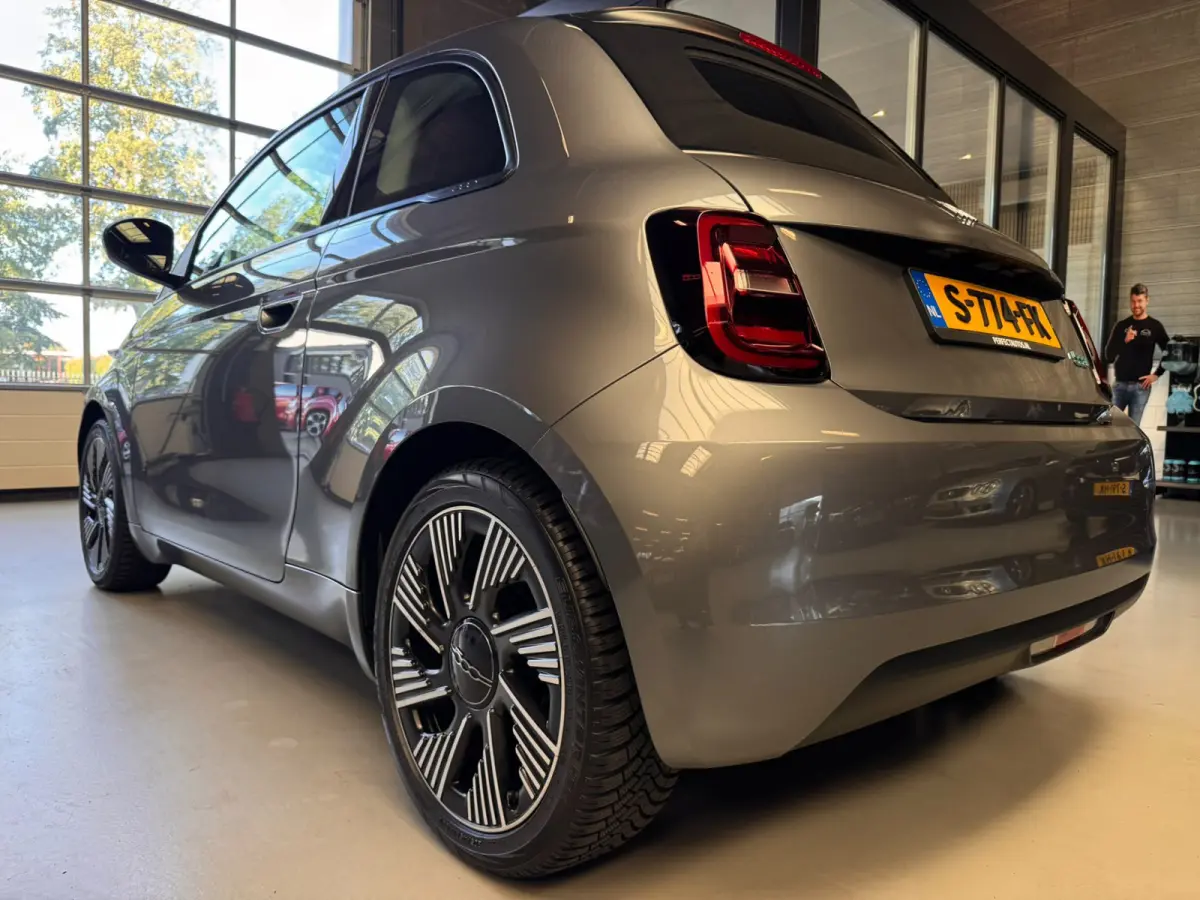 Icon 42 kWh Cruise, Cabrio, Carplay