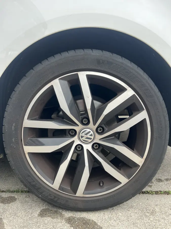 2.0 TDI L1H1 BMT | R | AUTOMAAT | LMV 17'' | PDC | CLIMATE CONTROL | BLUETOOTH