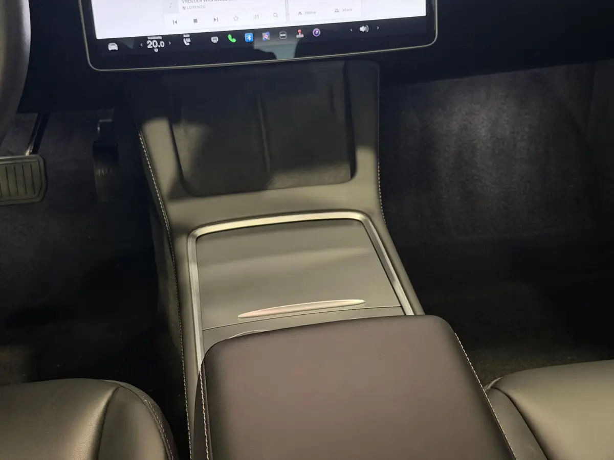 Long Range AWD 75 kWh | Trekhaak | SOH 95% |