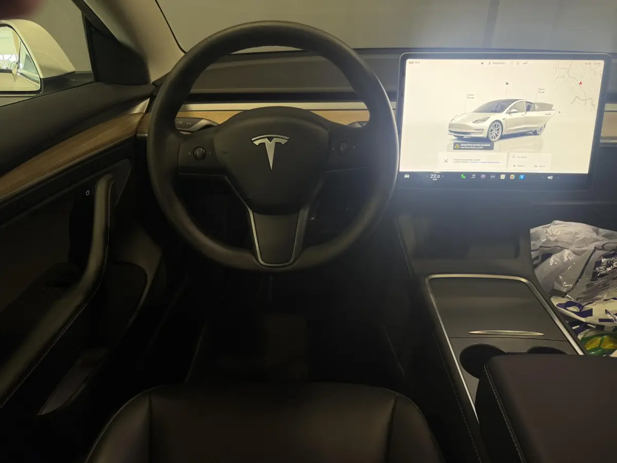Long Range AWD 75 kWh | SOH 94,9% |