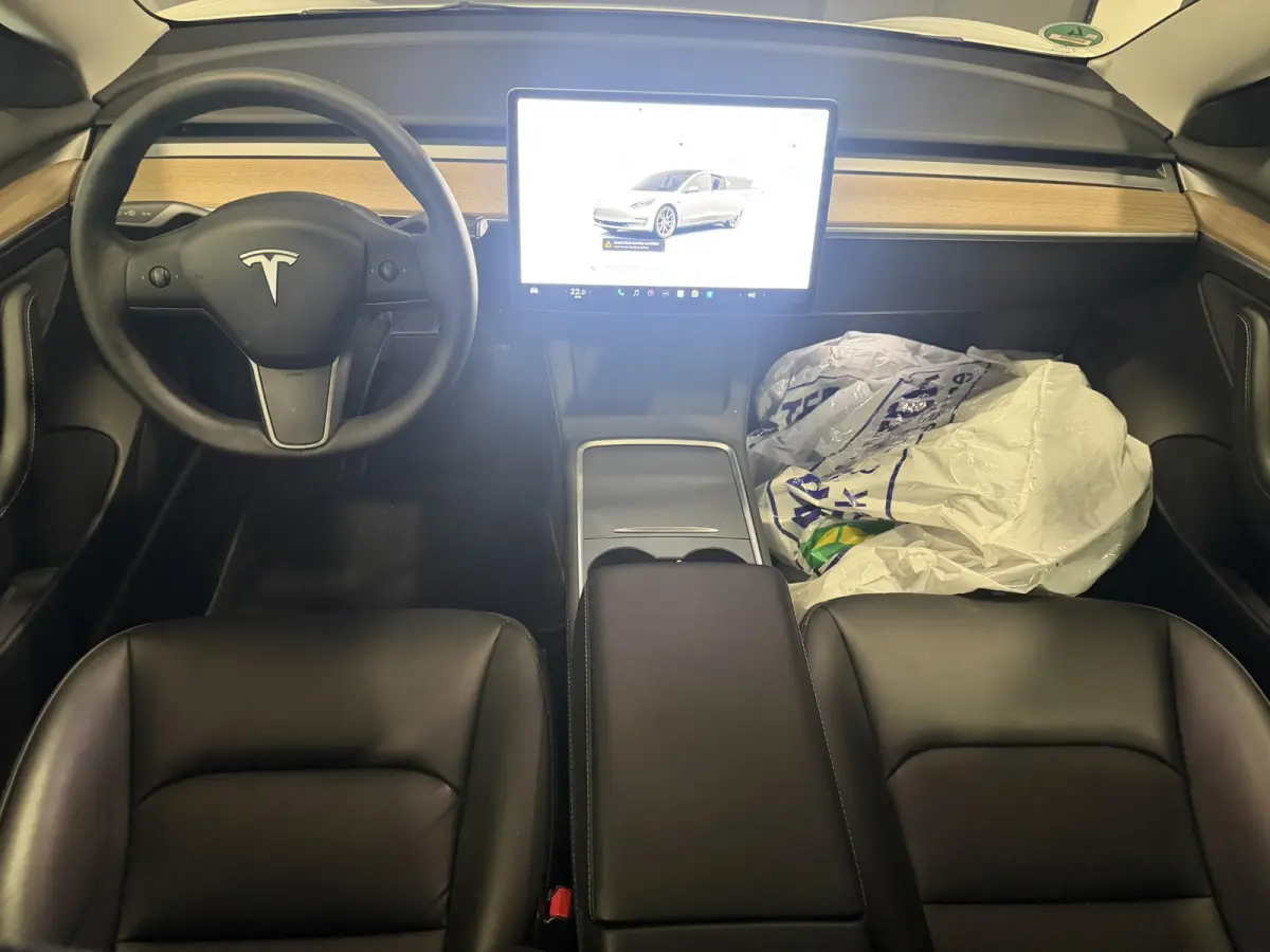 Long Range AWD 75 kWh | SOH 94,9% |