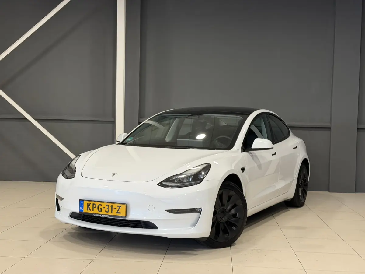 Long Range AWD 75 kWh | SOH 94,9% |