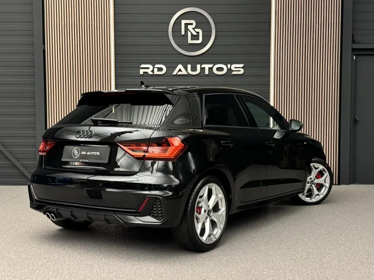 40 TFSI/ S-line/ Sfeerverlichting/ SONOS/ Cruise/ Carplay