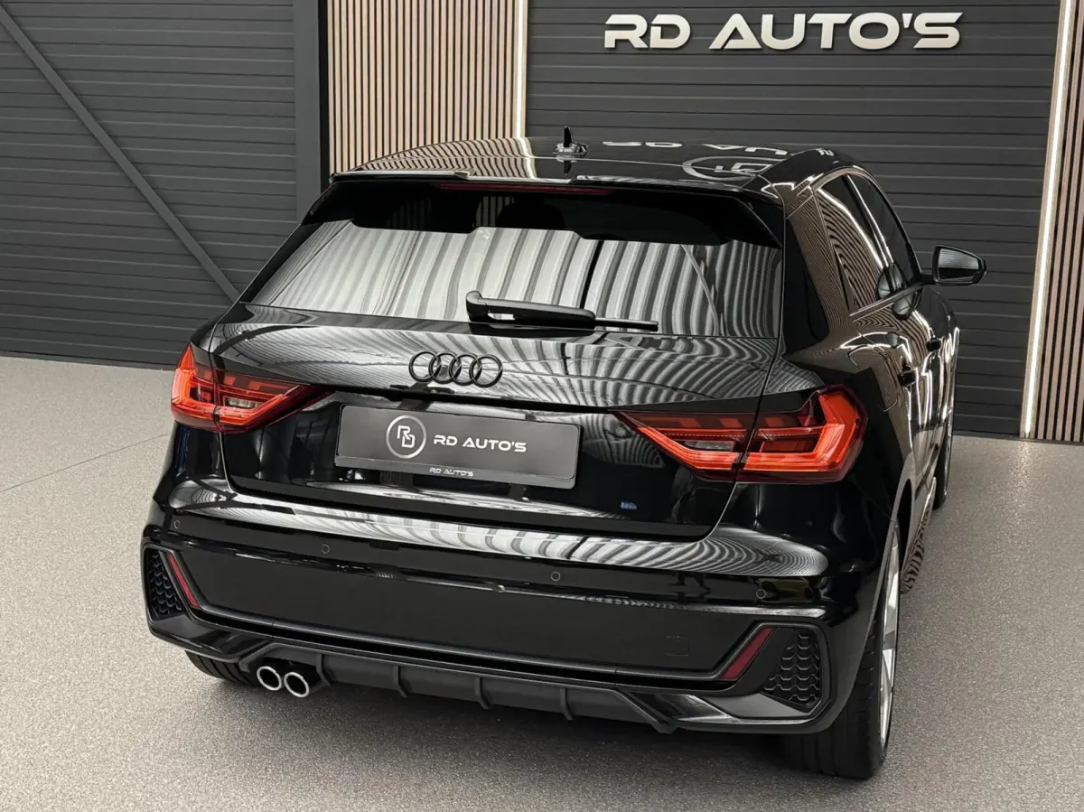 40 TFSI/ S-line/ Sfeerverlichting/ SONOS/ Cruise/ Carplay