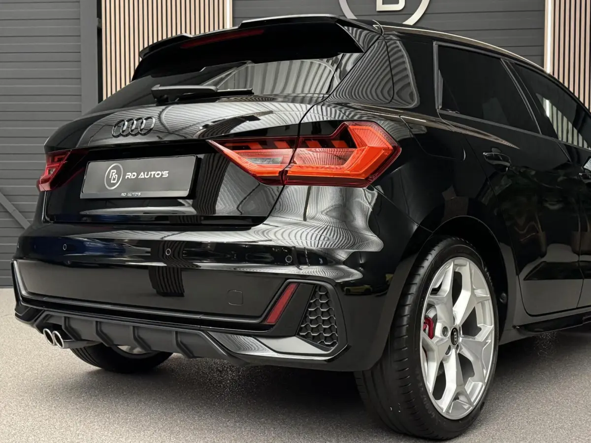 40 TFSI/ S-line/ Sfeerverlichting/ SONOS/ Cruise/ Carplay