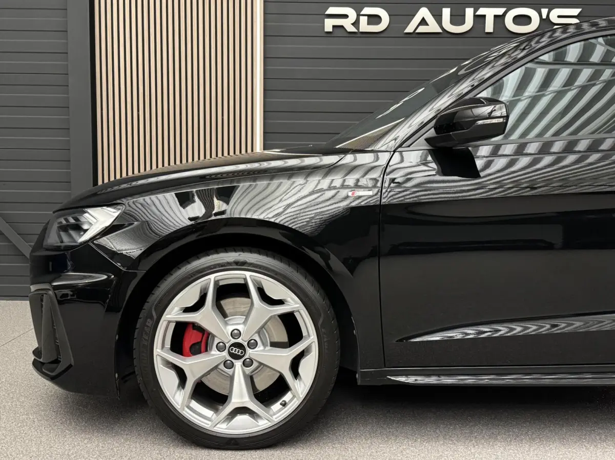 40 TFSI/ S-line/ Sfeerverlichting/ SONOS/ Cruise/ Carplay