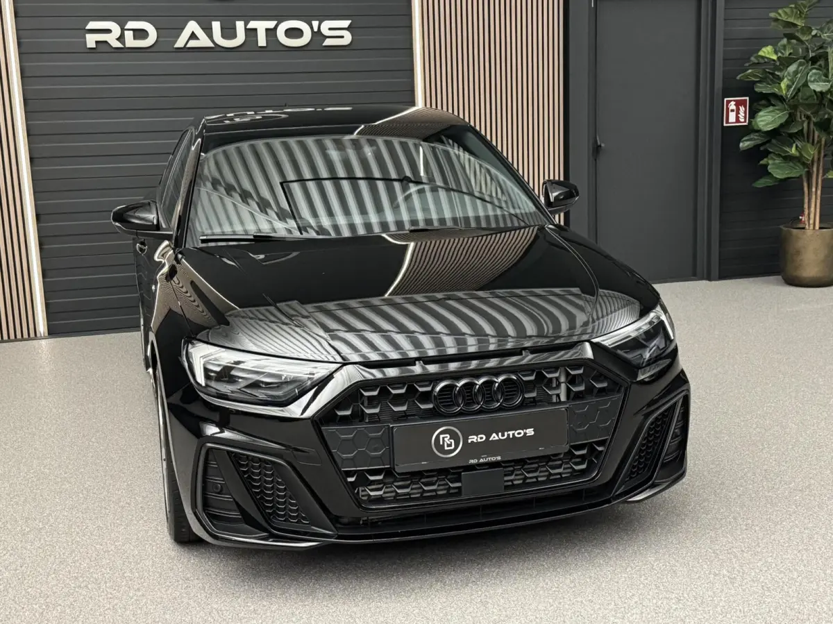 40 TFSI/ S-line/ Sfeerverlichting/ SONOS/ Cruise/ Carplay