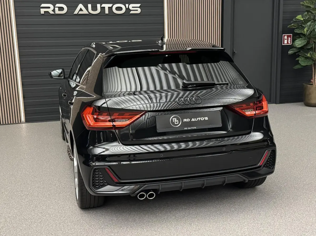 40 TFSI/ S-line/ Sfeerverlichting/ SONOS/ Cruise/ Carplay